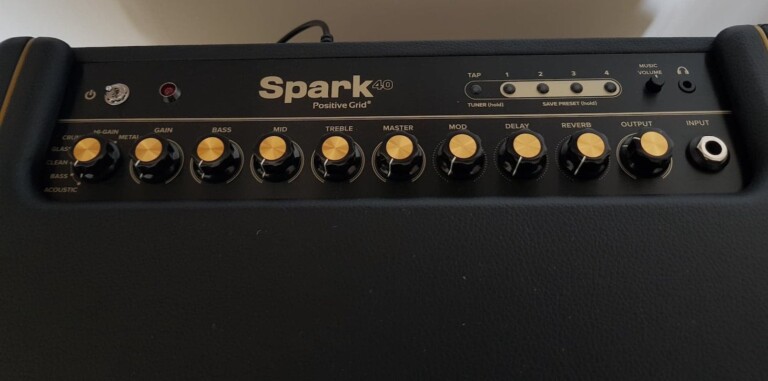 How to Play Backing Tracks through Guitar Amp - Quite Easy!
