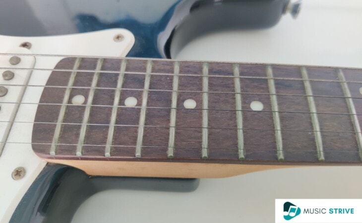 Squier Sonic Strat Fretboard