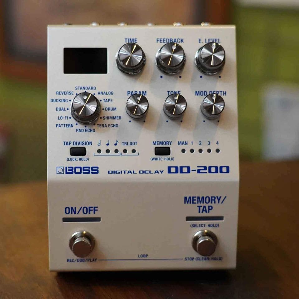 BOSS DD-200