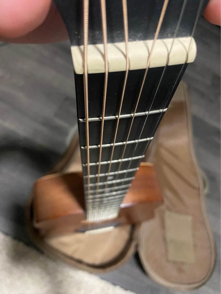 Baby Taylor - String Spacing