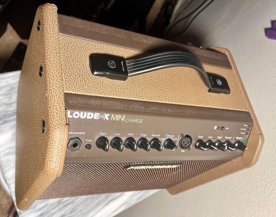 Fishman Loudbox Mini Charge - Controls