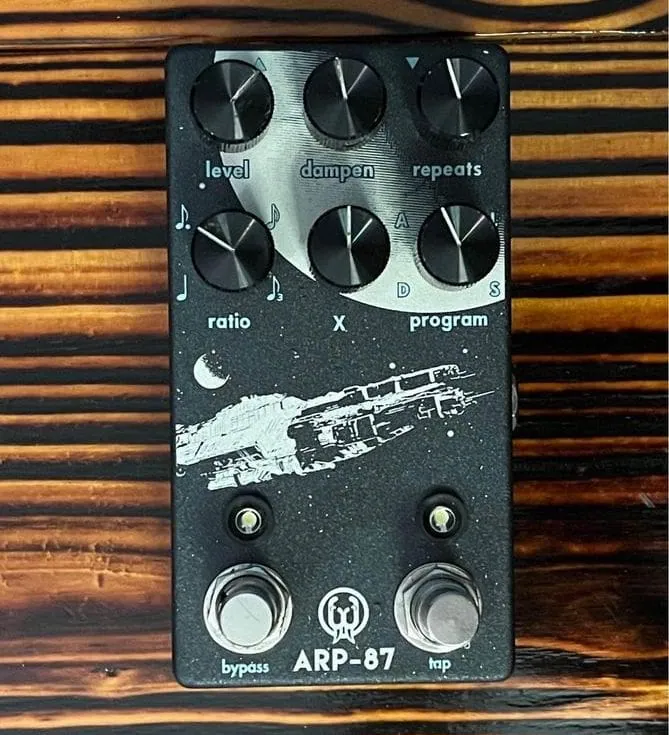 Walrus Audio ARP-87