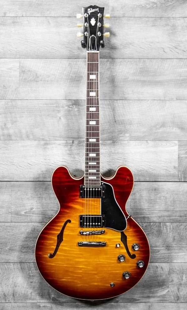 Gibson ES-335 Figured