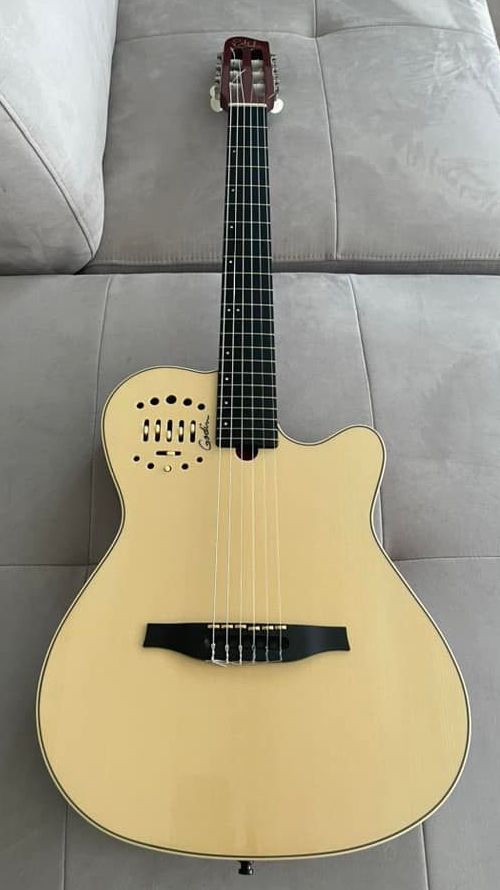 Godin MultiAc Nylon Deluxe