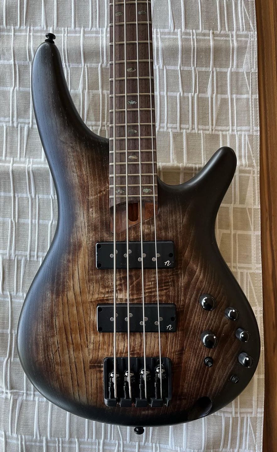 Ibanez SR600 Bass Guitar