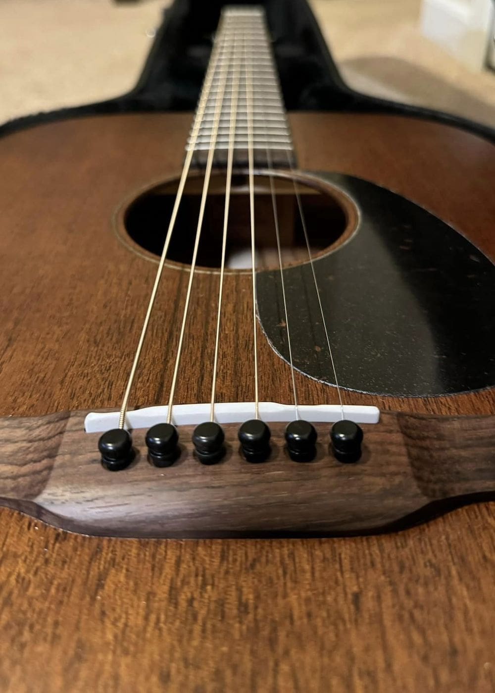 Martin 000-15M - Closer Look