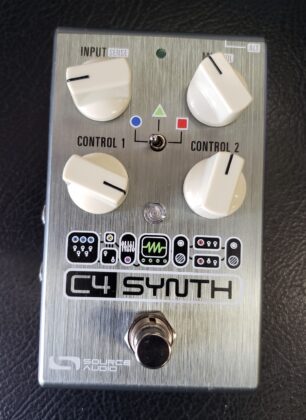 6 Best Bass Synth Pedals – Sonic Wonderland!