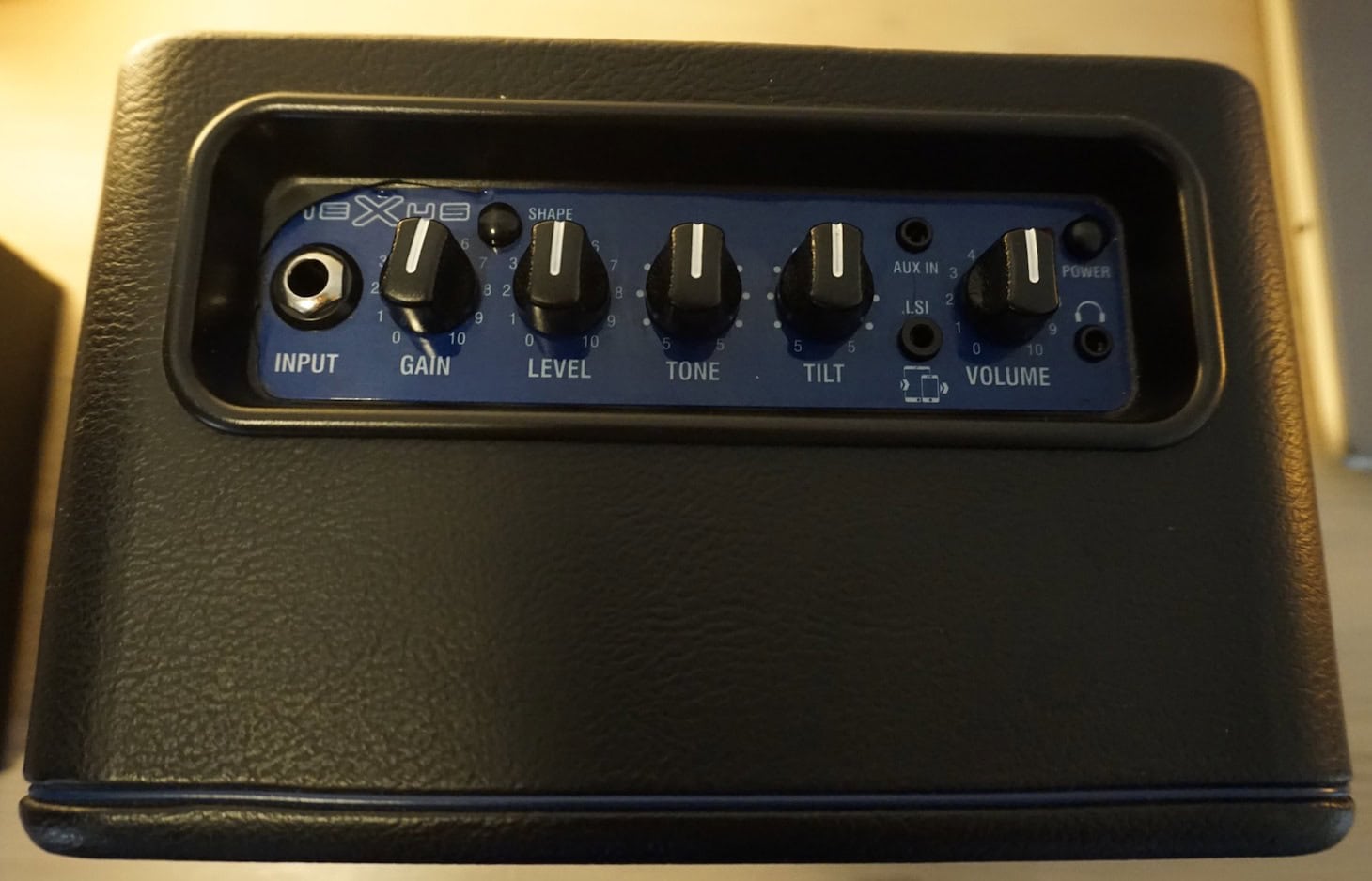 Laney Mini Bass NX - Controls
