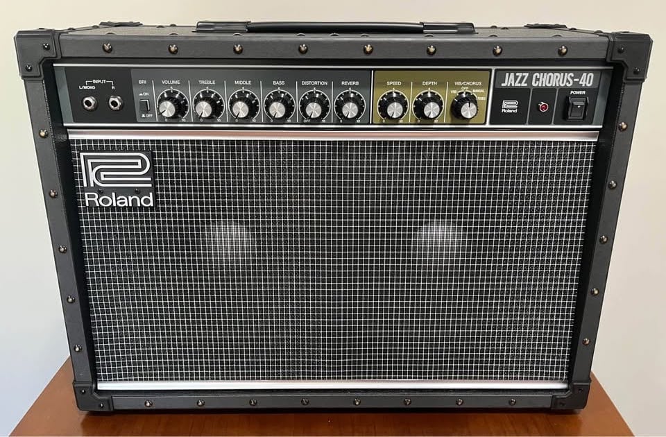 Roland JC-40