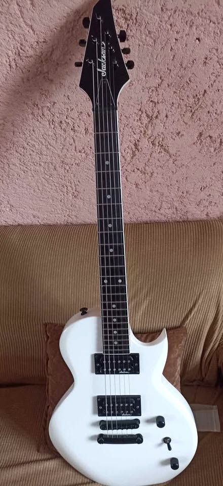 Jackson Monarkh SC JS22