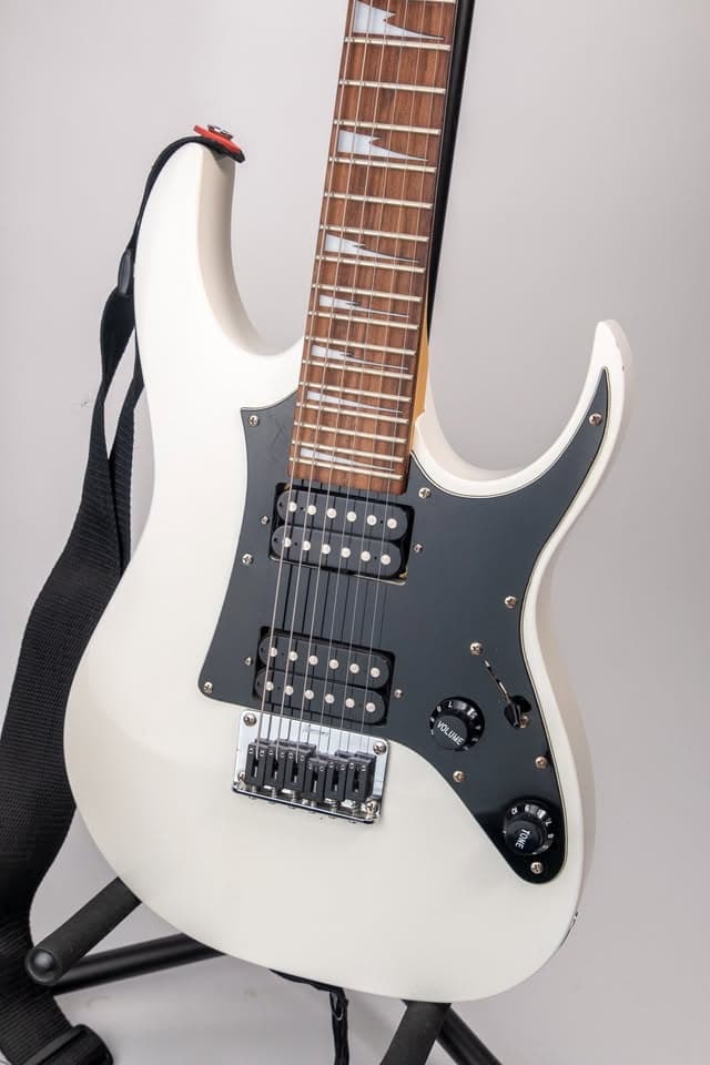 Ibanez miKro GRGM21 - White