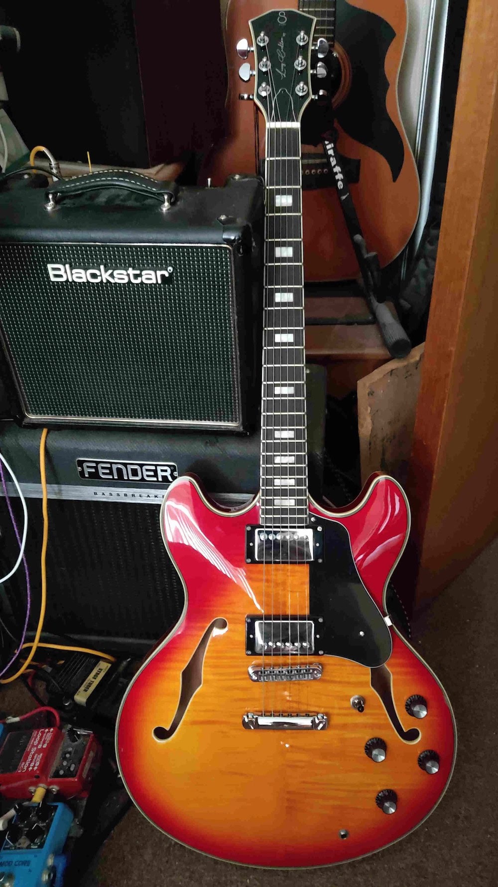 Sire Larry Carlton H7